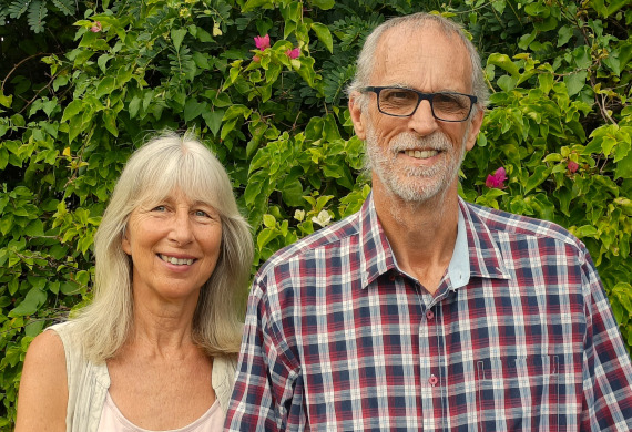 Judi-and-Terry-Mott-in-Kenya